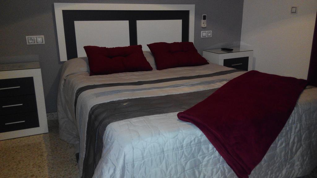 Hostal Ocana Манилва Номер фото