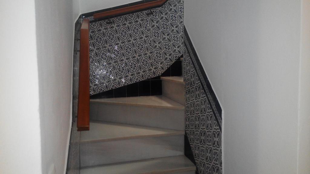 Hostal Ocana Манилва Экстерьер фото